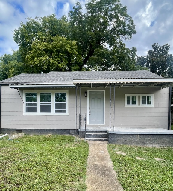 Property main image