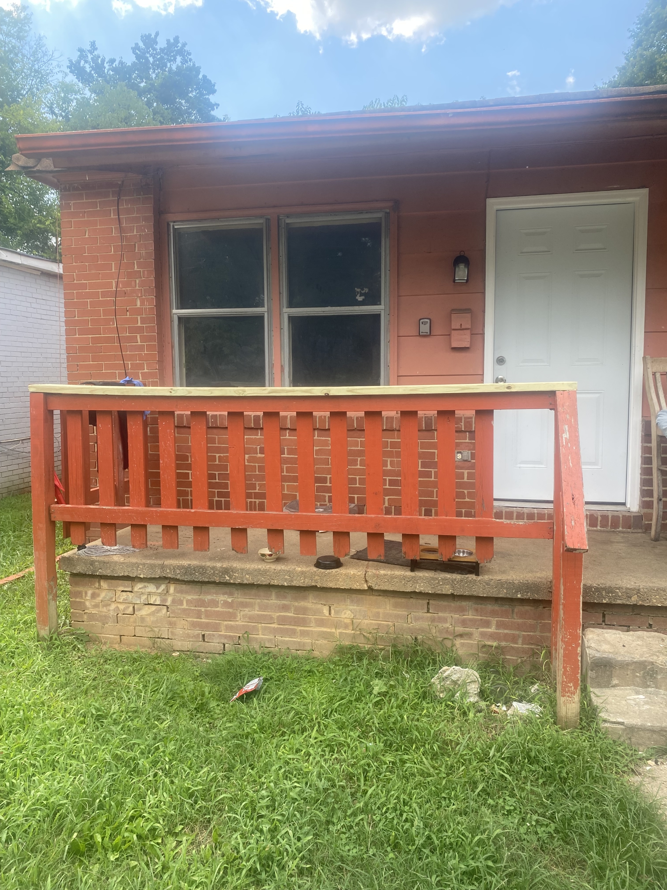 521 North Hawthorne Street - A