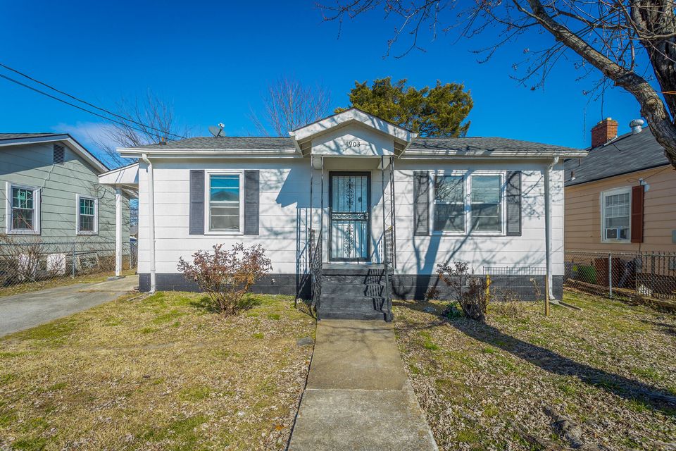1903 East 27th Street