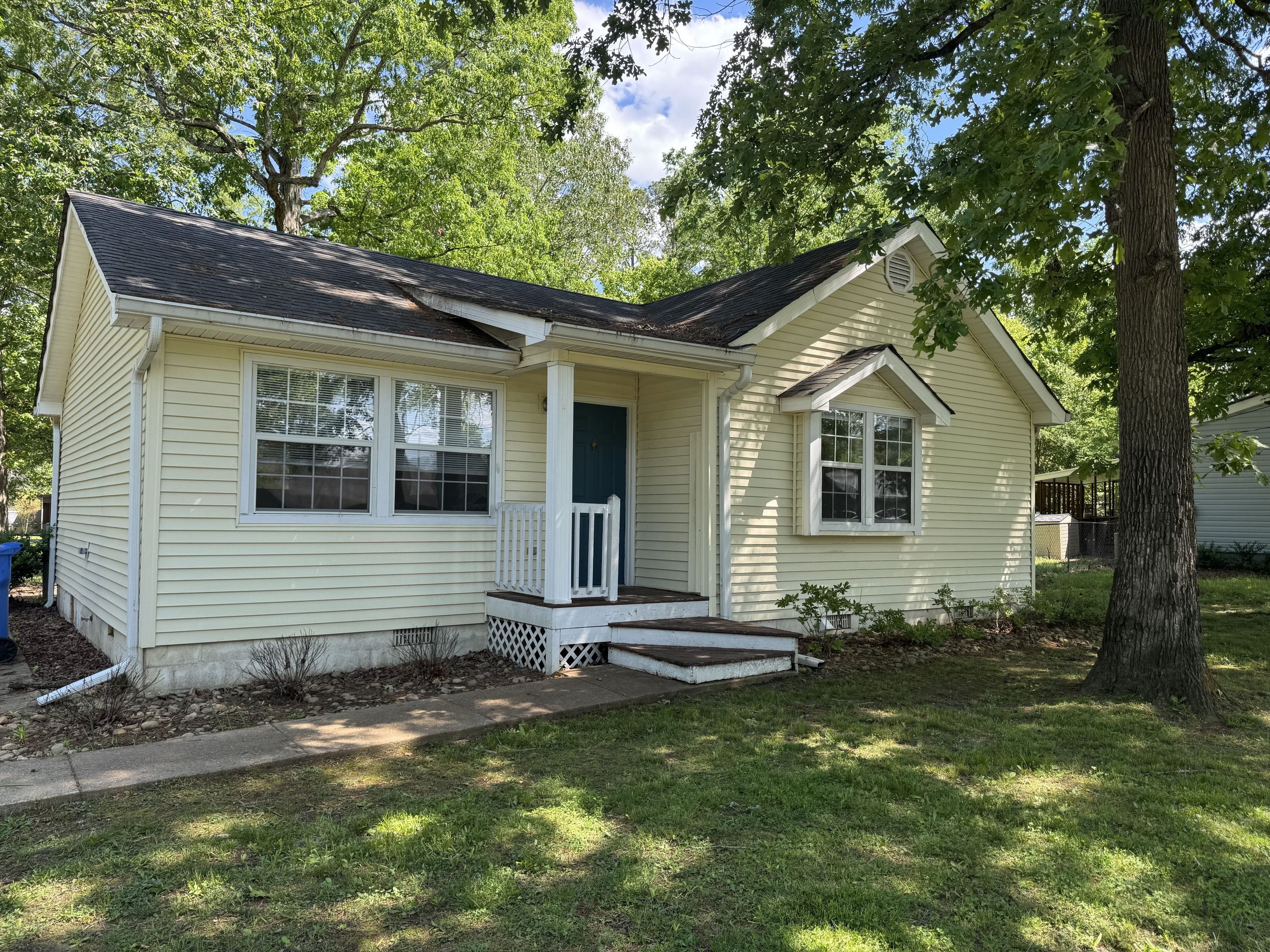 Property main image