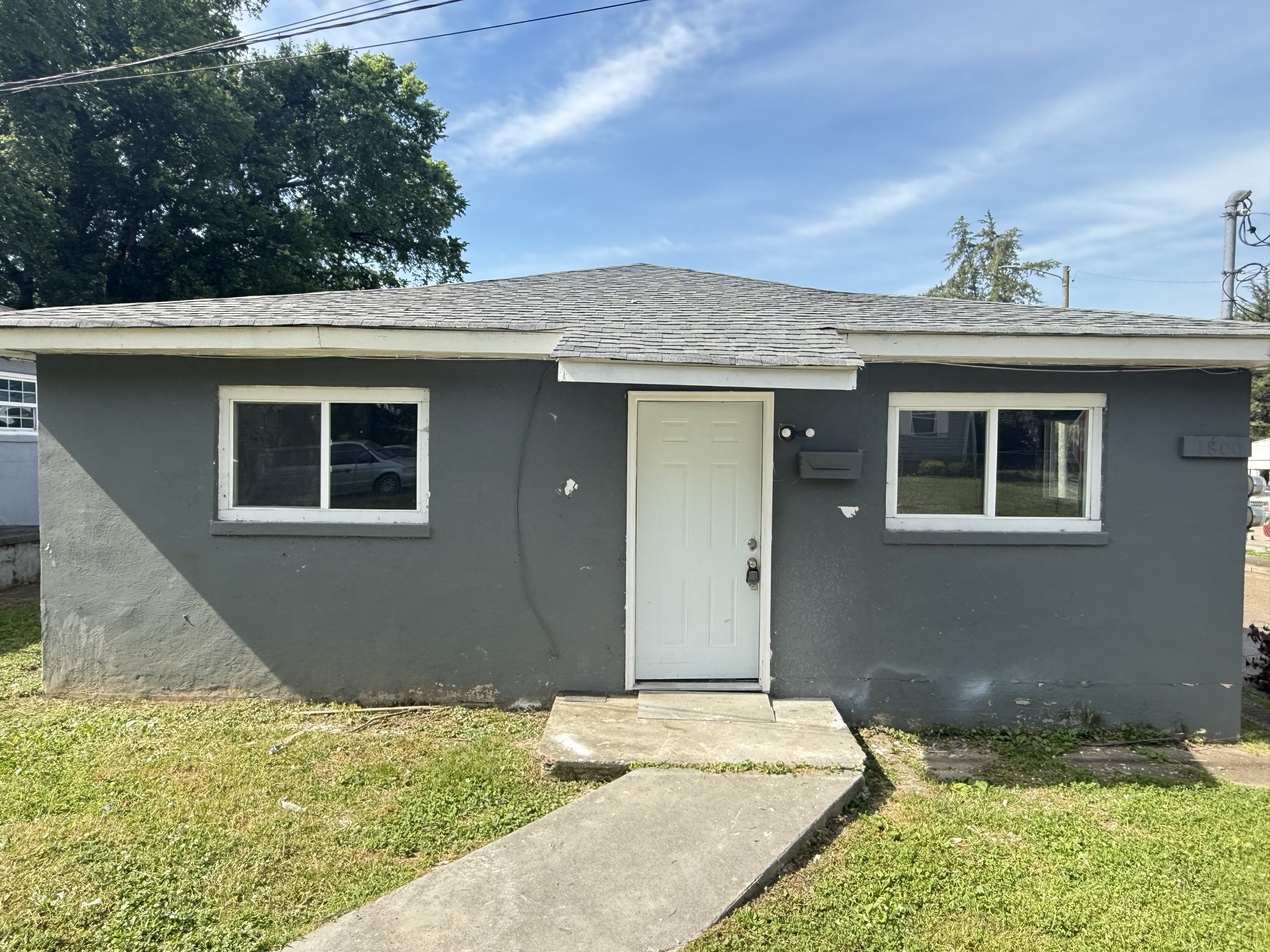 1800 Carson Avenue - Front